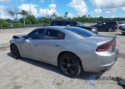 2018 Dodge Charger R/T Rwd z USA, uszkodzony, nr VIN 2C3CDXCT2JH142237